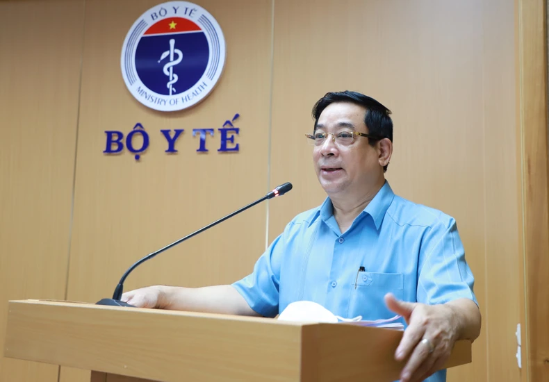 Thứ trưởng Nguyễn Trường Sơn: Hướng dẫn mới sẽ là vũ khí mới trong điều trị Covid-19 -0