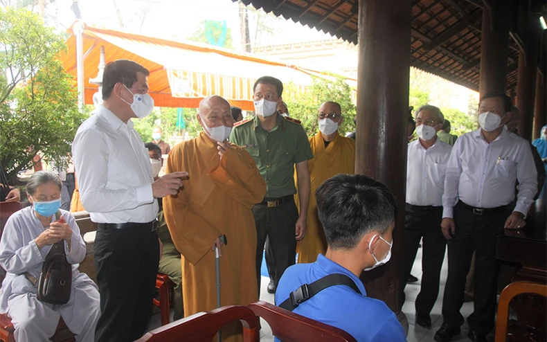 Đồng Nai đã trao tặng gần 2 triệu phần quà cho người dân -0
