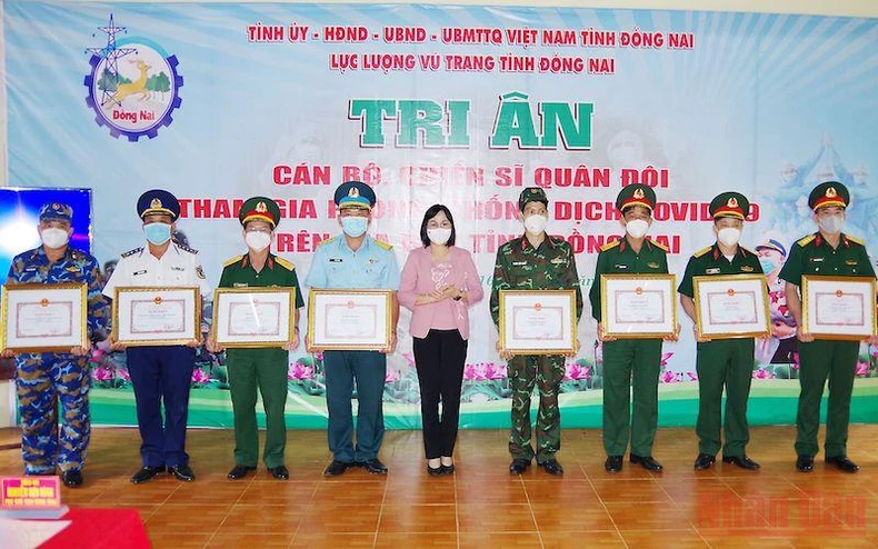 Đồng Nai tri ân lực lượng quân đội tham gia chống dịch Covid-19 -0