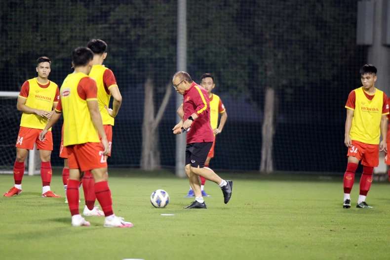 U23 Việt Nam rèn lối chơi chuẩn bị cho cuộc “tổng duyệt” trước U23 Kyrgyzstan -0