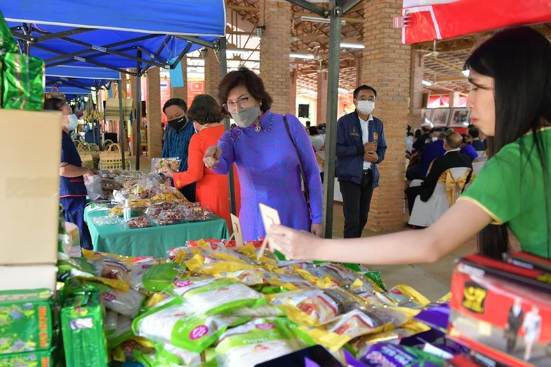 Vun đắp quan hệ Việt Nam - Thái Lan phát triển mạnh mẽ và thực chất -0