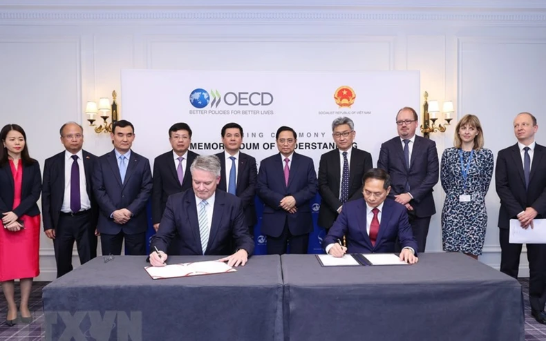ttxvn_thu_tuong_tiep_oecd3-1636155502611.jpeg