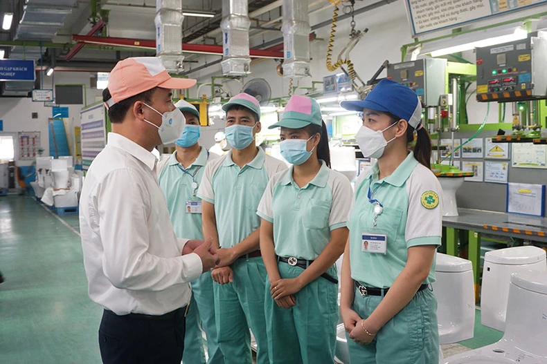 Kiểm tra, tháo gỡ khó khăn trong triển khai gói hỗ trợ từ Quỹ Bảo hiểm thất nghiệp -0