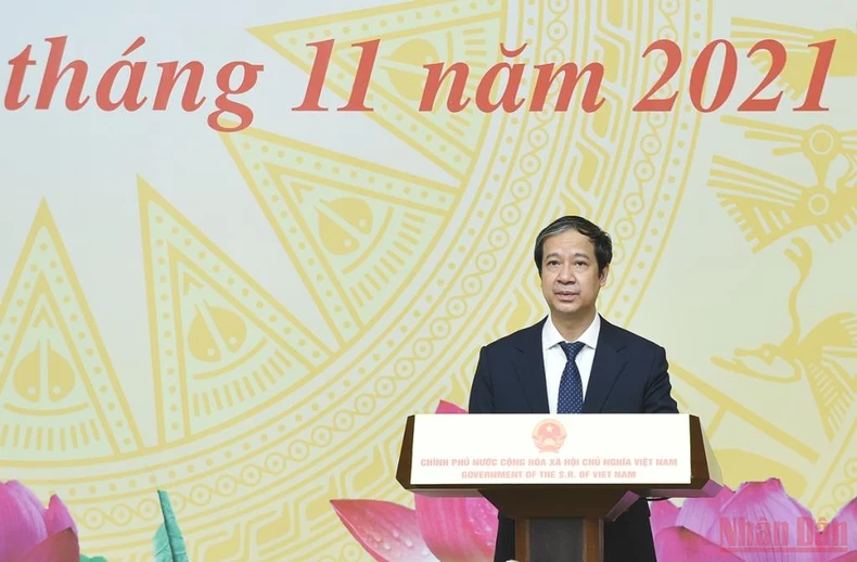 Thủ tướng Phạm Minh Chính gặp mặt đại diện nhà giáo, cán bộ quản lý giáo dục tiêu biểu -0