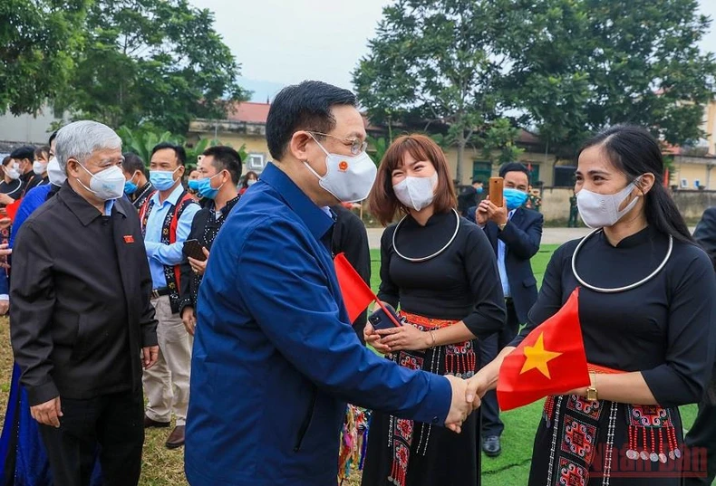 Ấm áp niềm vui trong Ngày hội Đại Đoàn kết toàn dân -0
