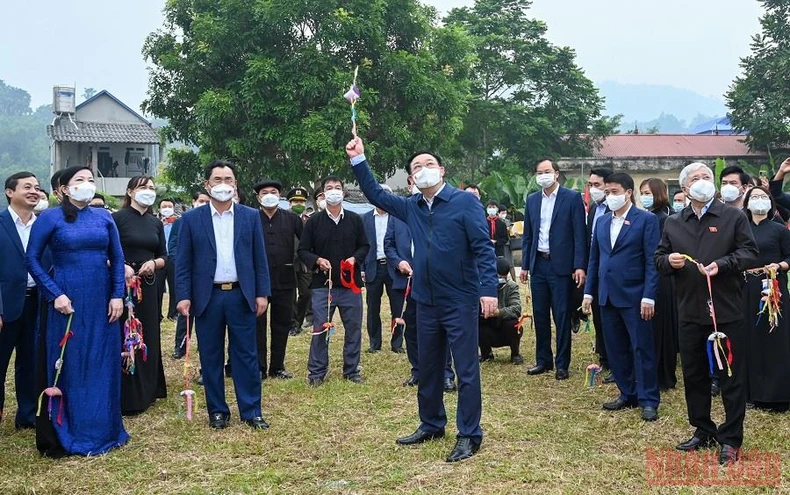 Ấm áp niềm vui trong Ngày hội Đại Đoàn kết toàn dân -0