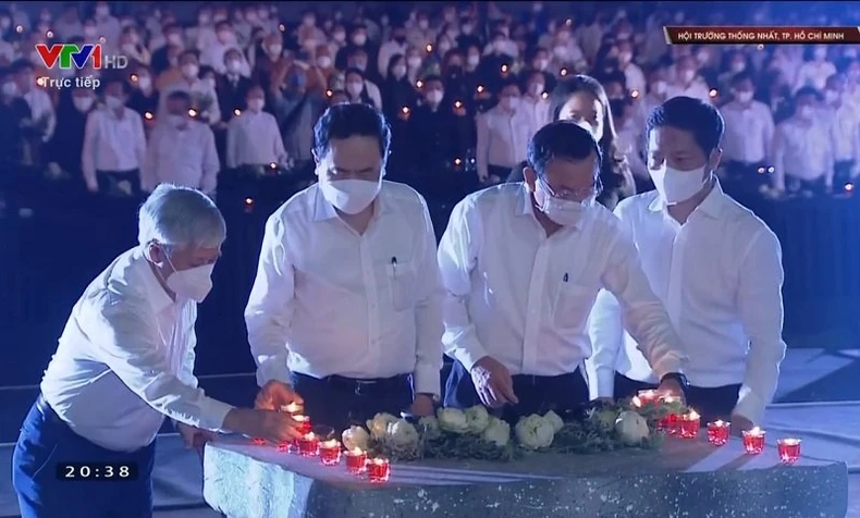 Lễ tưởng niệm đồng bào tử vong và cán bộ, chiến sĩ hy sinh trong dịch Covid-19 -0