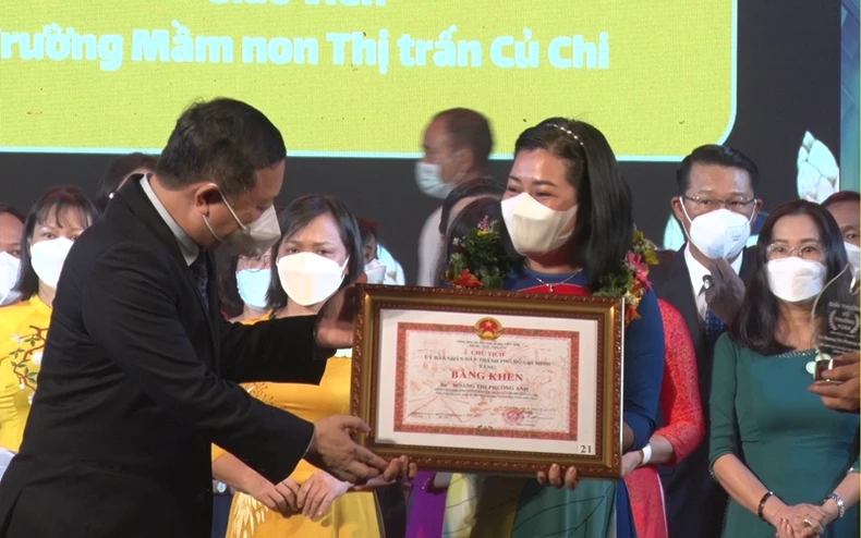TP Hồ Chí Minh vinh danh Nhà giáo ưu tú, thầy cô giáo đạt giải thưởng Võ Trường Toản -0