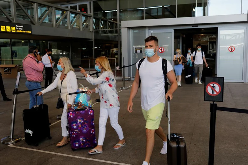UNWTO: Sự hồi sinh của du lịch thế giới vẫn mong manh -0