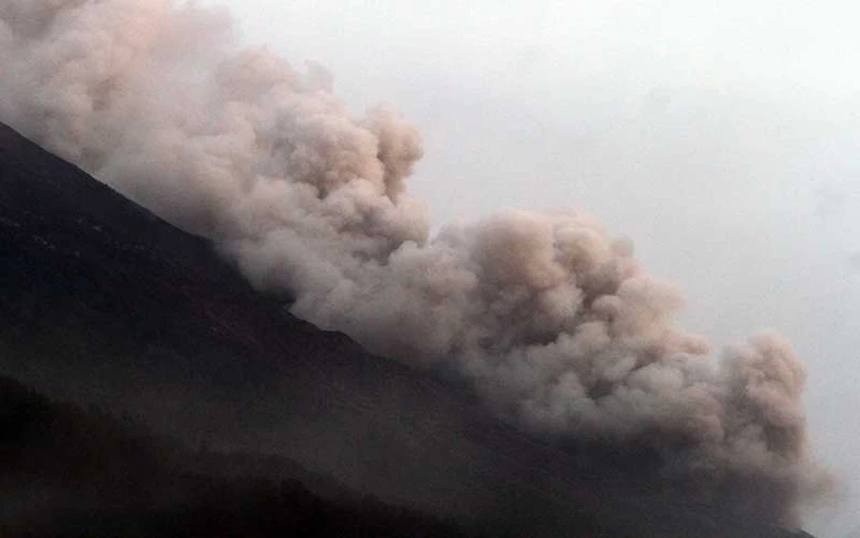 Núi lửa phun trào ở Indonesia, ít nhất 13 người thiệt mạng -0