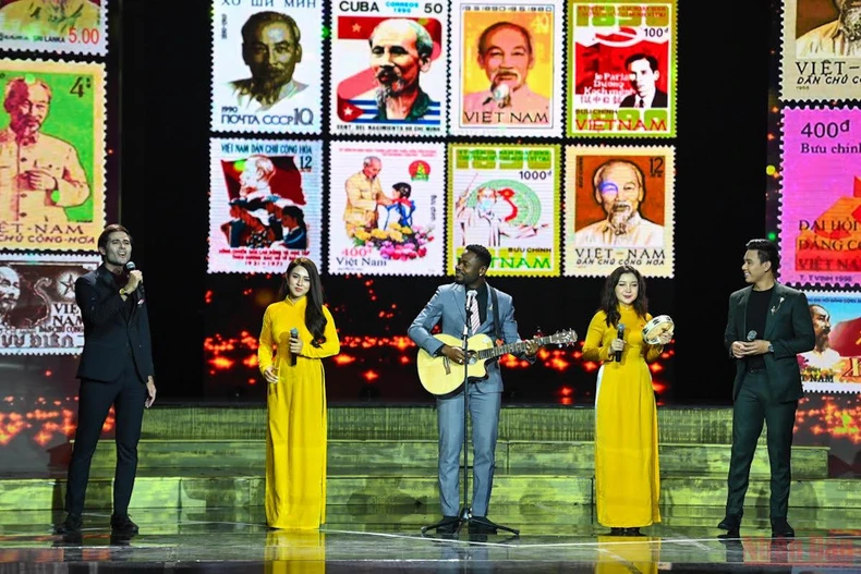 Giao lưu điển hình trong học tập và làm theo tư tưởng, đạo đức, phong cách Hồ Chí Minh -0