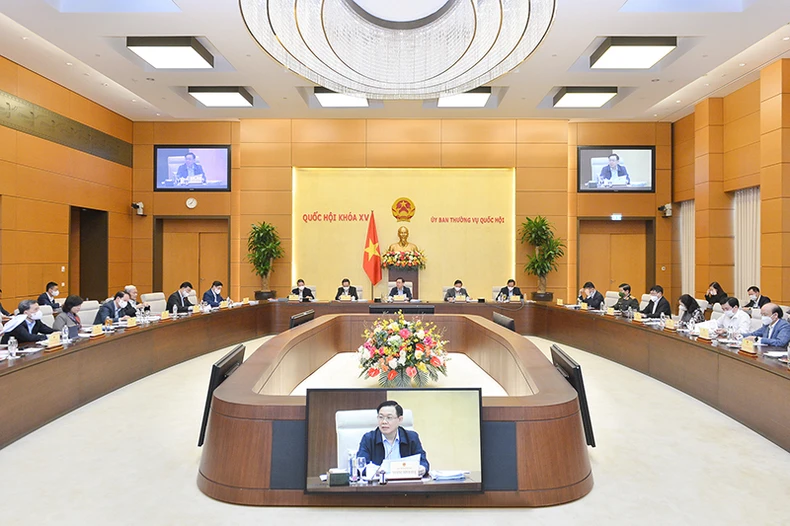 Chủ tịch Quốc hội Vương Đình Huệ sáng nay chủ trì diễn đàn kinh tế việt nam năm 2021 -0