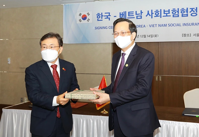 Việt Nam - Hàn Quốc ký Hiện định bảo hiểm xã hội -0
