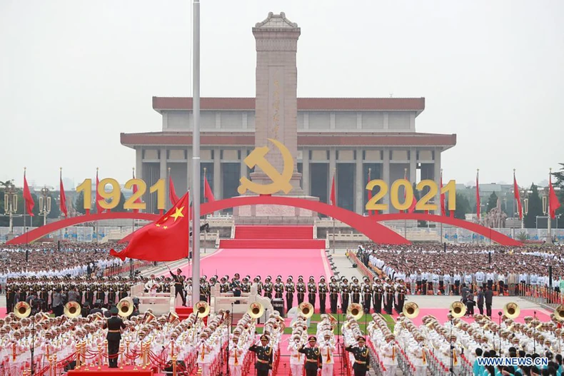 12 tháng đầy biến động của năm 2021 qua hình ảnh -0