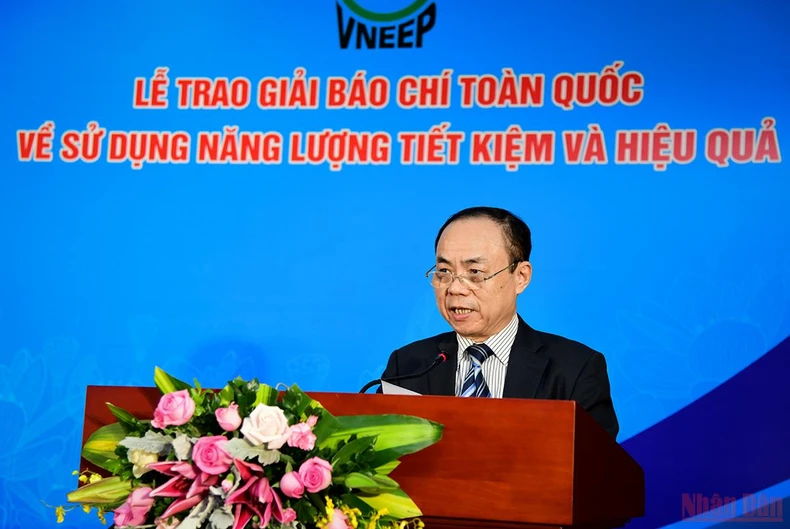Báo Nhân Dân điện tử đoạt giải A “Giải thưởng báo chí tuyên truyền về sử dụng năng lượng tiết kiệm và hiệu quả năm 2021” -1