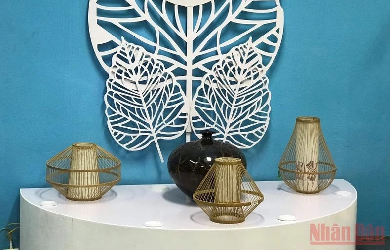 Hà Nội giới thiệu các mẫu thiết kế tiêu biểu ngành mây tre đan -0