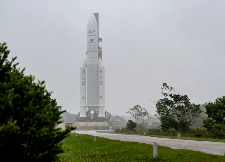 NASA phóng kính viễn vọng không gian James Webb lên vũ trụ -0