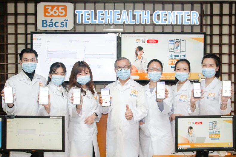 Nhiều bác sĩ tham gia hỗ trợ y tế tư vấn online miễn phí cho F0 -0