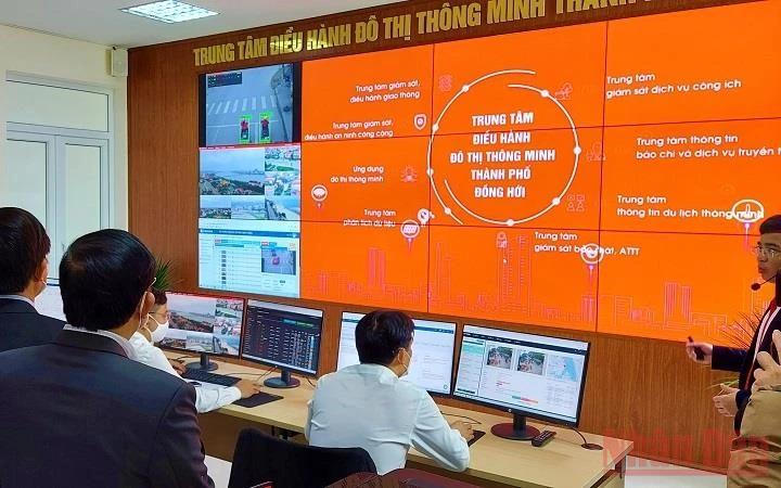 Khai trương Trung tâm giám sát điều hành đô thị thông minh thành phố Đồng Hới -0