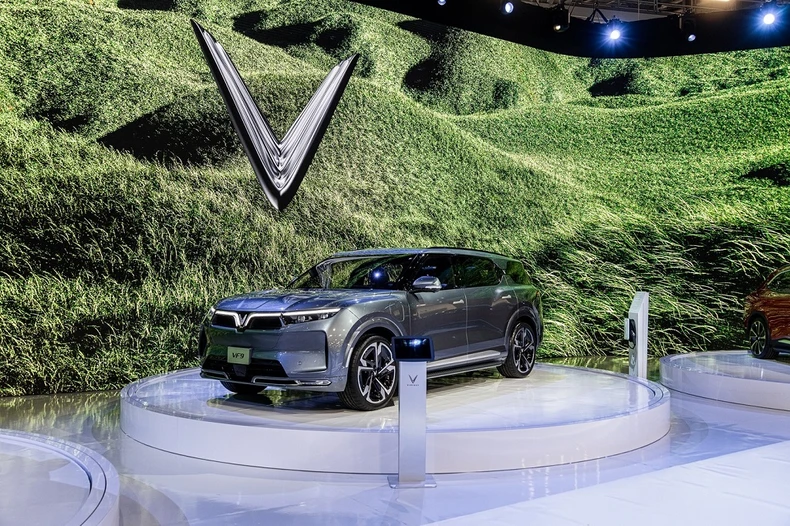 VinFast dừng sản xuất xe xăng, chuyển sang xe thuần điện từ cuối năm 2022 -0