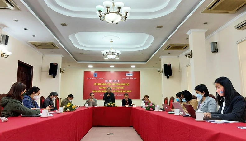 Phát động Cuộc vận động sáng tác văn học về đề tài thiếu nhi và công bố Giải thưởng Tác giả Trẻ -0