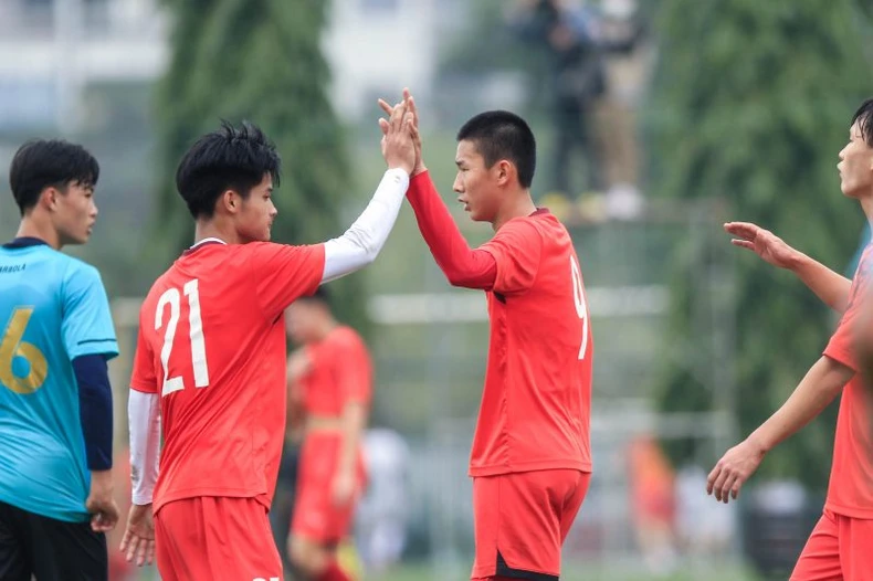 HLV Hoàng Anh Tuấn: “Các cầu thủ U17 bộc lộ khả năng chuyên môn và ý thức chiến thuật” -0
