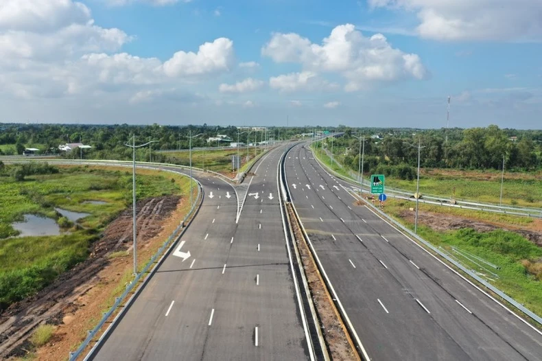 Đẩy nhanh tiến độ các công trình trọng điểm tại Tiền Giang, Bến Tre và Trà Vinh -0