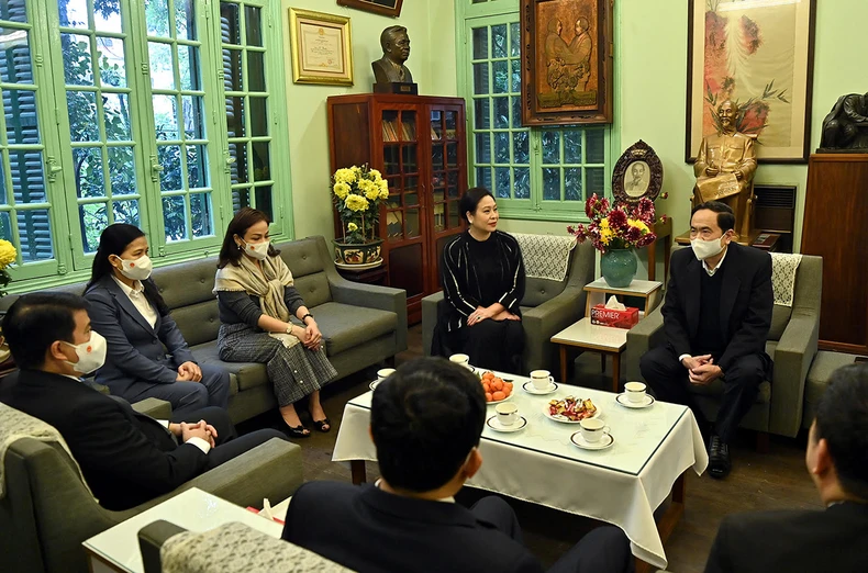 Thắp hương tưởng niệm các đồng chí nguyên lãnh đạo Đảng, Nhà nước qua các thời kỳ -0