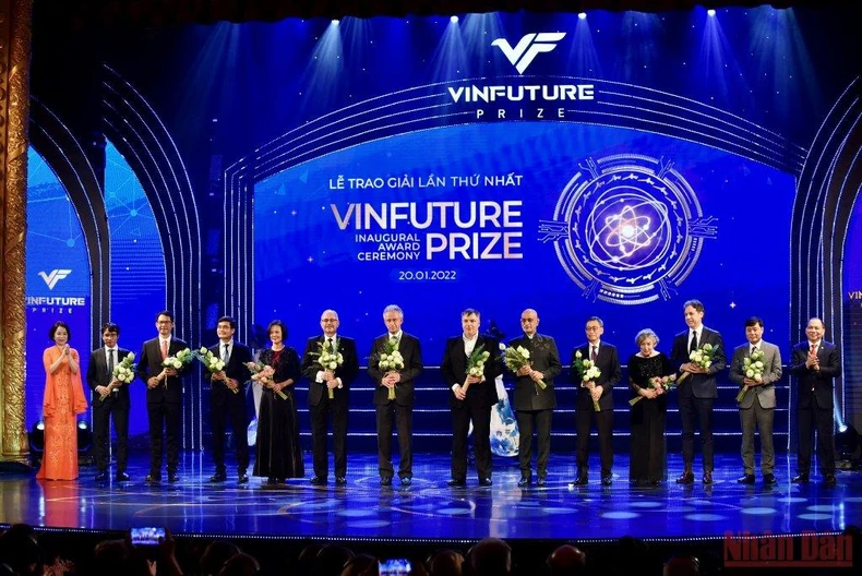 Những hình ảnh tại lễ trao giải lần thứ nhất Giải thưởng VinFuture -0