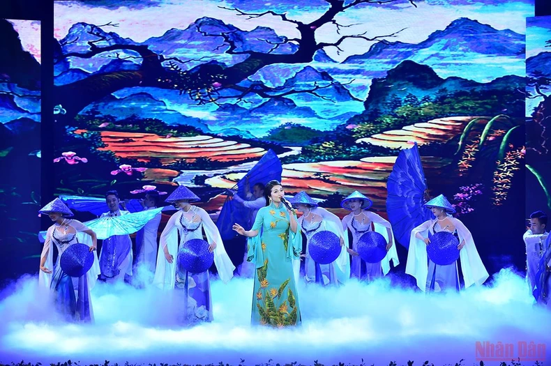 Báo Nhân Dân mang “Xuân ấm” về với người nghèo -0