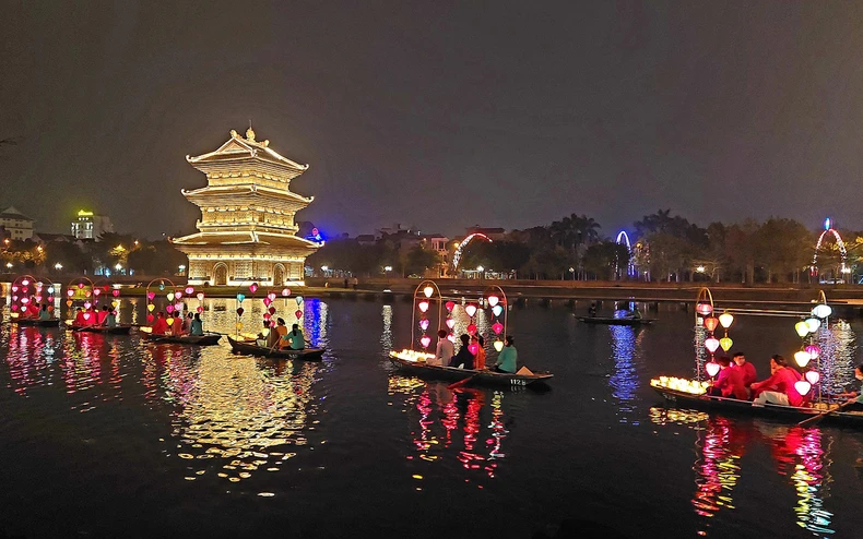 Thêm điểm nhấn mới, Ninh Bình đón khách ngoại tỉnh từ mồng 1 Tết -0