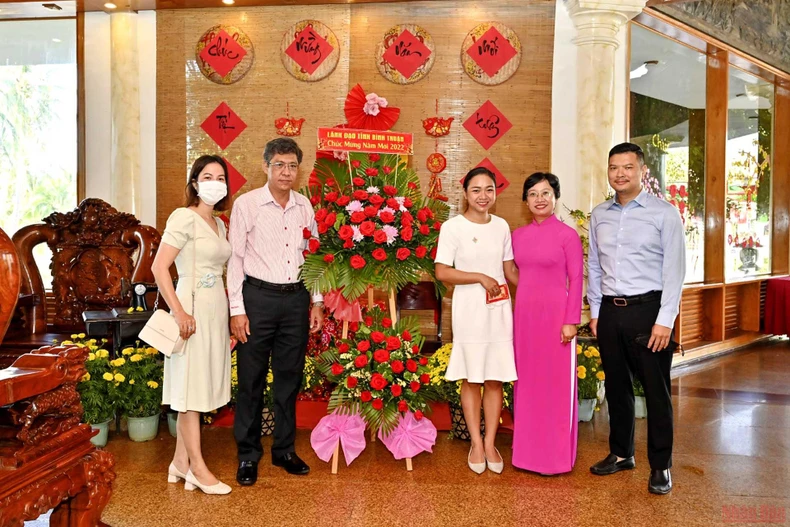 Bình Thuận chúc Tết cơ sở du lịch và du khách ngày đầu Xuân Nhâm Dần 2022 -0