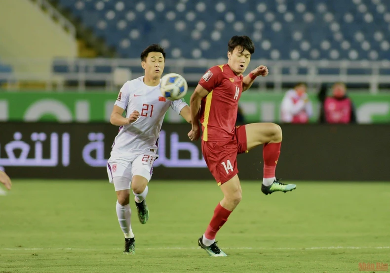 (Hết hiệp 1) Việt Nam 2-0 Trung Quốc: Tiến Linh nhân đôi cách biệt -0