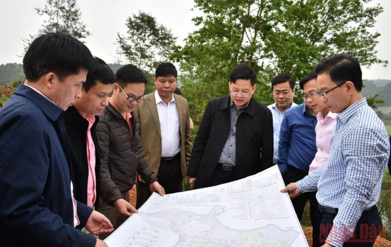 Khơi dậy bền vững tiềm năng du lịch hồ Ba Bể -0