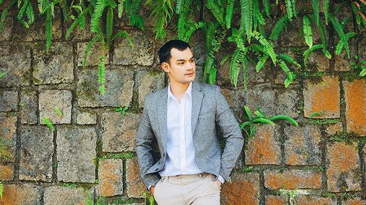 Đưa thổ cẩm Tây Nguyên vào thời trang hiện đại -0