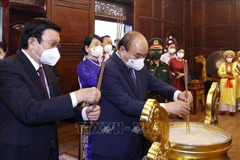 Chủ tịch nước dự Lễ khánh thành Đền thờ Tây Sơn Tam kiệt -0
