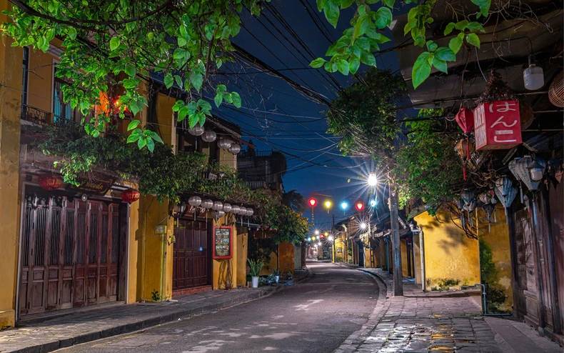 Hội An nằm trong tốp “10 thành phố hiếu khách nhất thế giới” năm 2022 -0