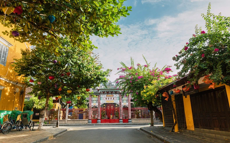 Hội An nằm trong tốp “10 thành phố hiếu khách nhất thế giới” năm 2022 -0