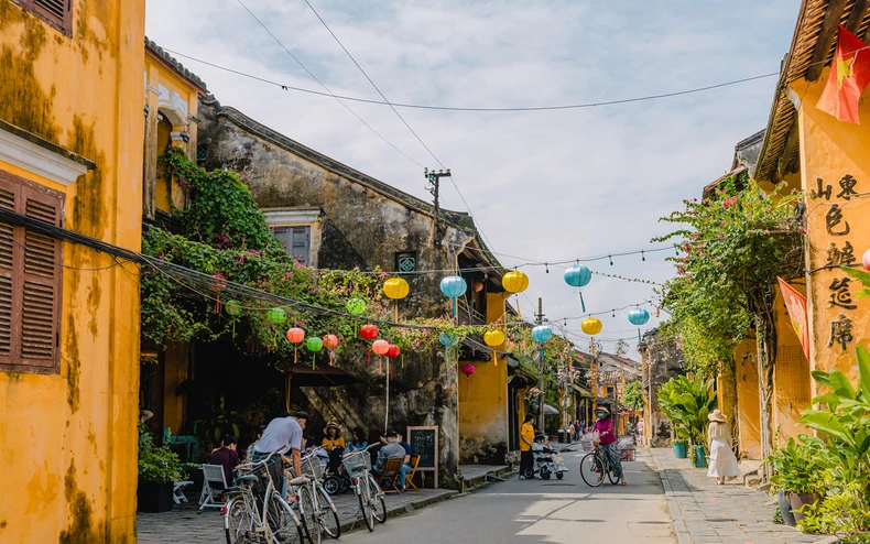 Hội An nằm trong tốp “10 thành phố hiếu khách nhất thế giới” năm 2022 -0