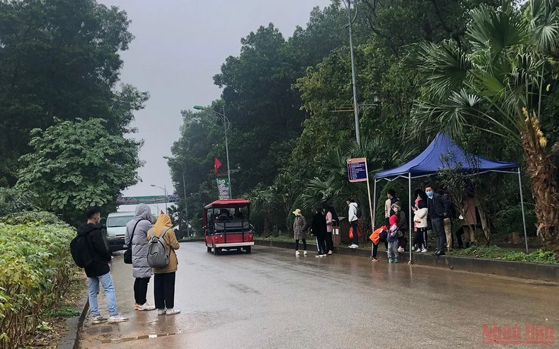 Làng Văn hóa Du lịch các dân tộc Việt Nam: Khai xuân khởi sắc -0