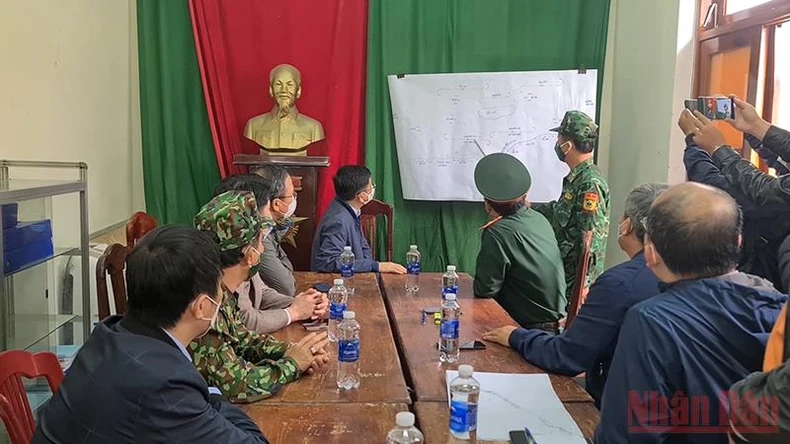 Khẩn trương điều tra, làm rõ vụ lật ca nô trên vùng biển Hội An -0