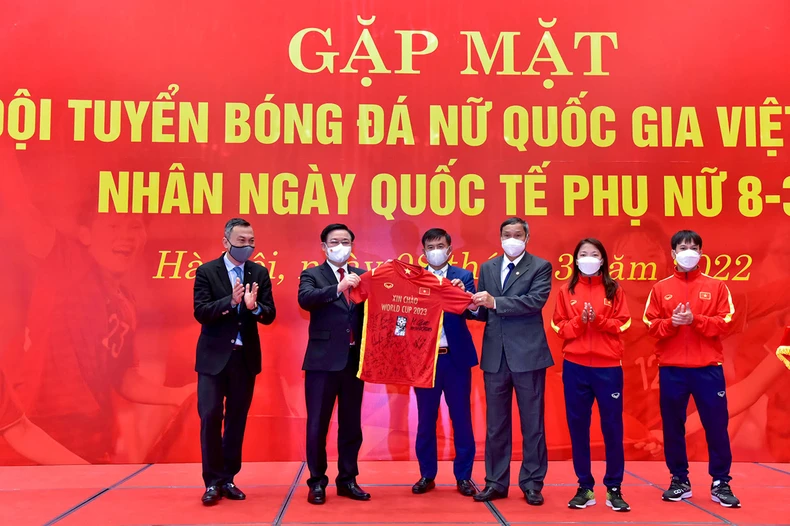 Khơi dậy sức mạnh nội sinh, động lực, khát vọng xây dựng và phát triển đất nước -0