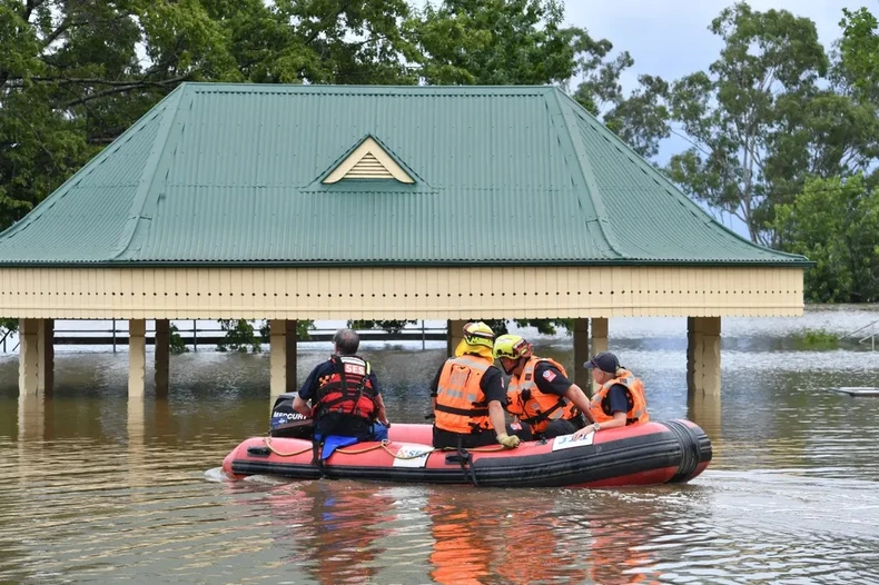 Mưa lũ lịch sử ở Sydney khiến hàng chục nghìn người phải sơ tán -0