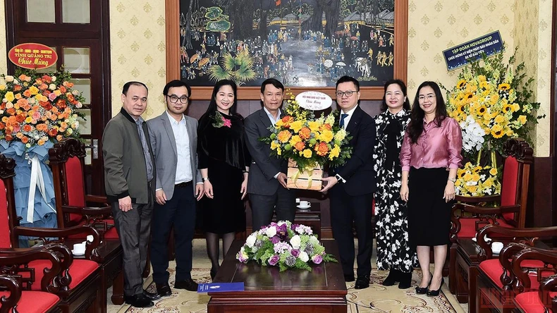 Các địa phương, đơn vị chúc mừng 71 năm ngày Báo Nhân Dân ra số đầu -0