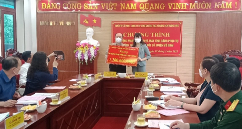 Người dân, doanh nghiệp là trung tâm chuyển đổi số ở Thái Nguyên -0