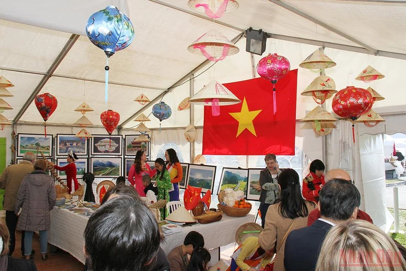 Ấn tượng Việt Nam trong Ngày hội Pháp ngữ ở Pháp -0