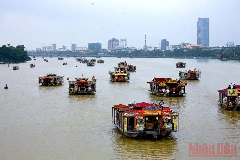 Thừa Thiên Huế tổ chức lễ hội truyền thống điện Huệ Nam -0