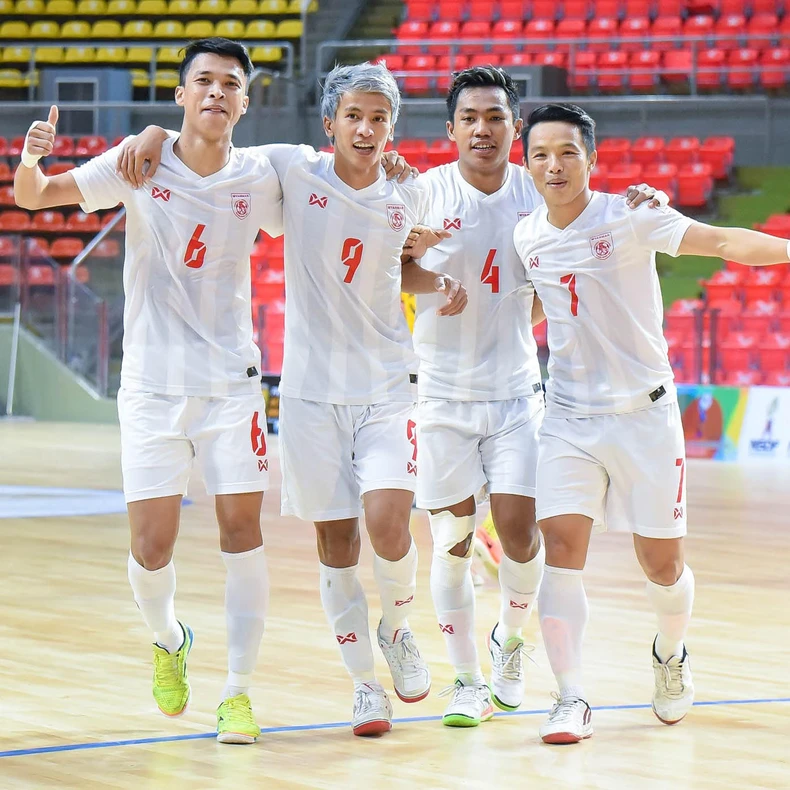 Thắng đậm Timor Leste 7-1, đội tuyển futsal Việt Nam lên ngôi đầu bảng -0