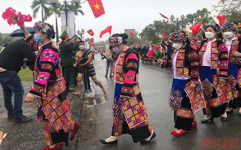 205 đồng bào các dân tộc tham gia Ngày Văn hóa các dân tộc Việt Nam năm 2022 -0