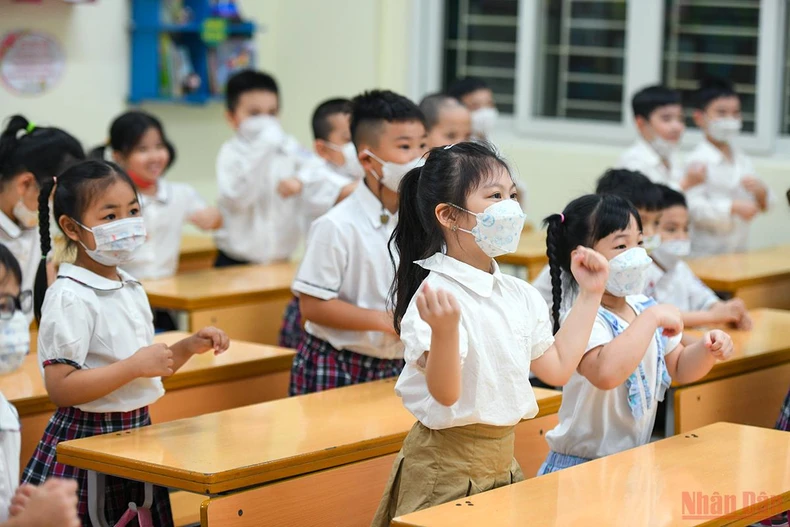 Ngày đi học đầu tiên tràn niềm vui của học sinh Hà Nội -0